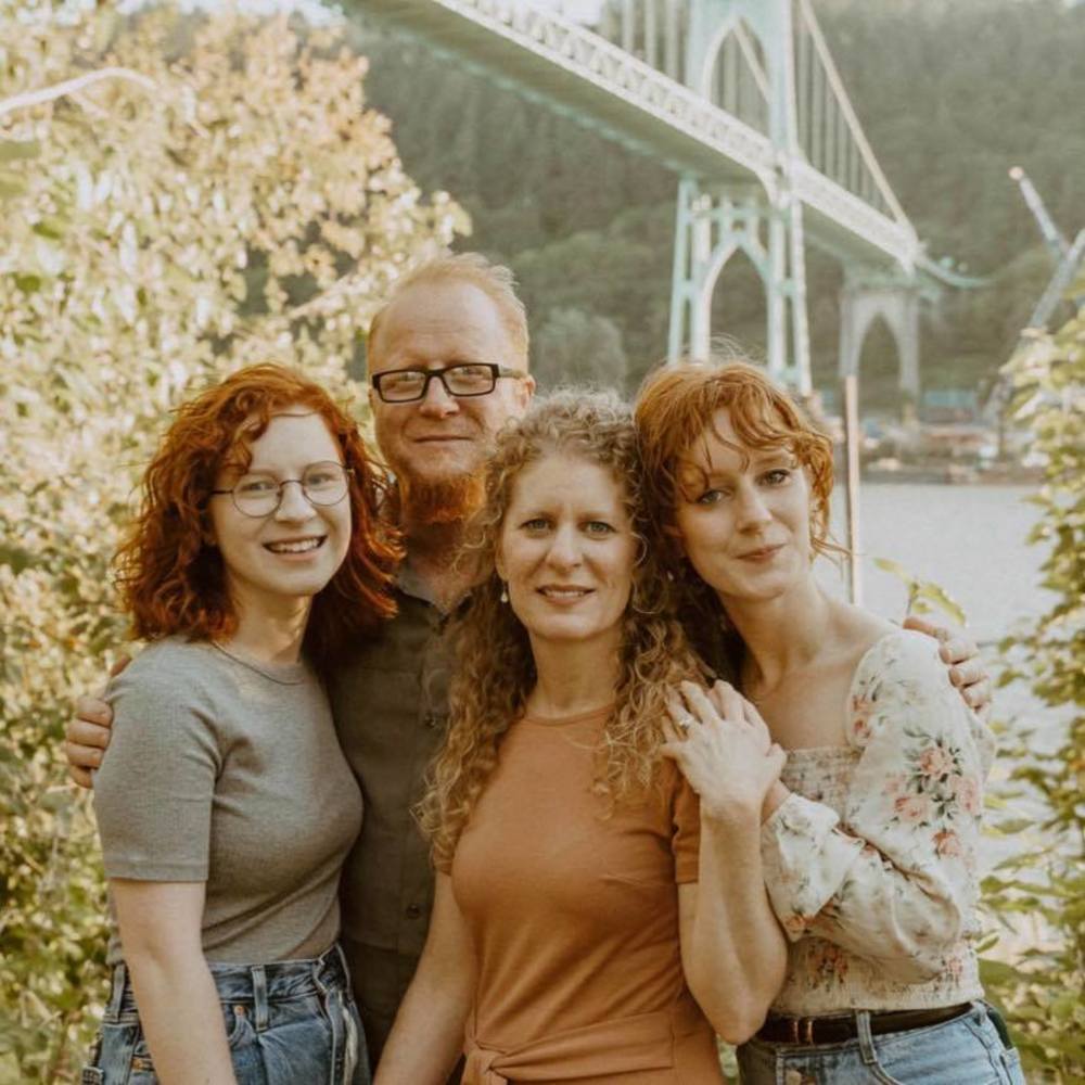 Meet your Posher, Mikaela